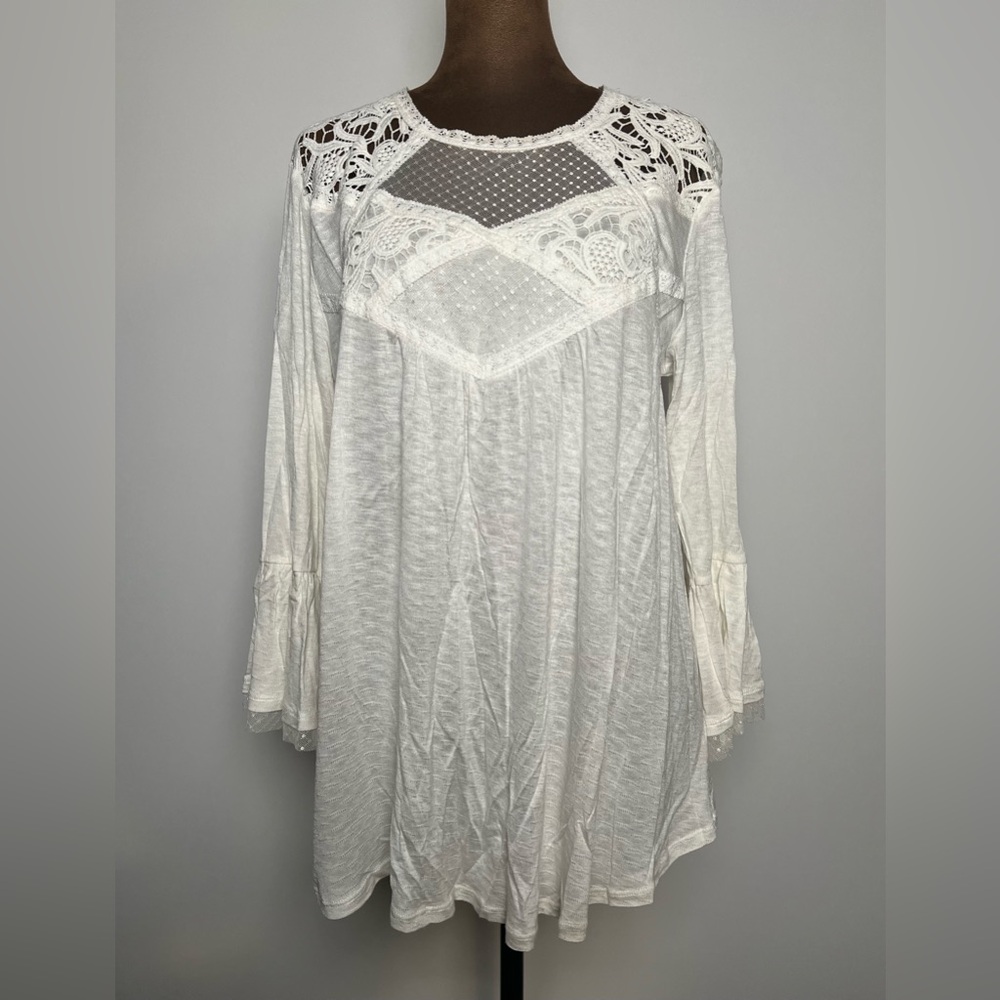 Maurice’s White Lace Shirt, size L